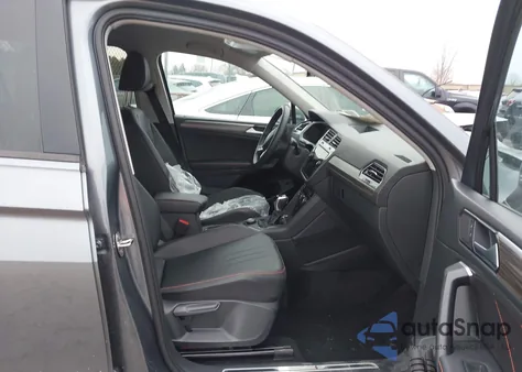 2024 Volkswagen Tiguan 2.0T Wolfsburg Edition z USA, uszkodzony, nr VIN 3VV5B7AX3RM210706